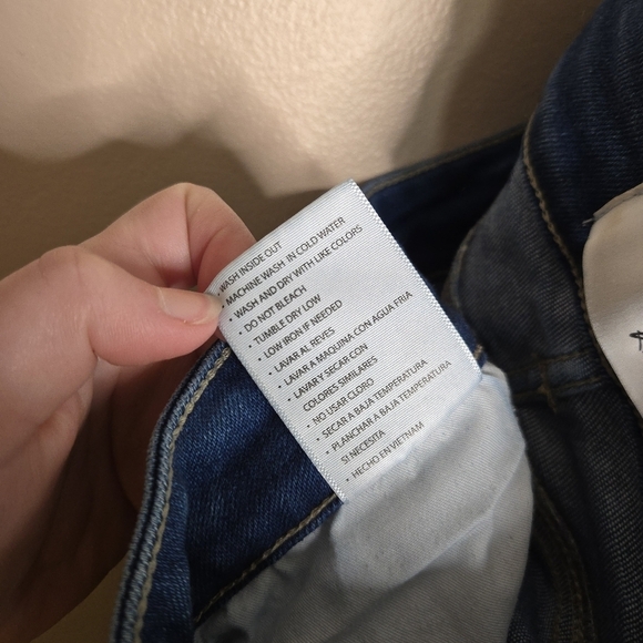 KanCan Eternity Mid Rise Skinny Straight - Picture 8 of 8